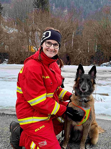 Mantrailing: Saskia mit Allani